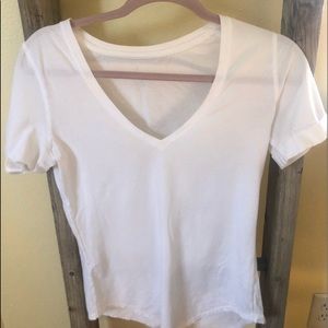 Lululemon Size 2 Tee